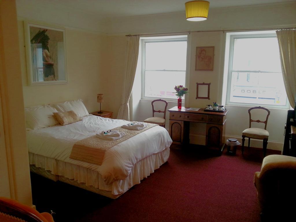The Angel Hotel Helston Oda fotoğraf